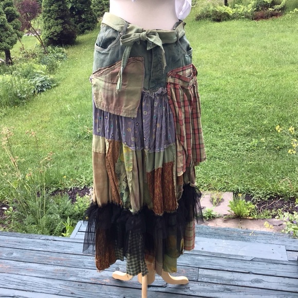 Boho up-cycled tiered patchwork overdyed jean / cotton distressed maxi skirt M/L - Picture 4 of 9